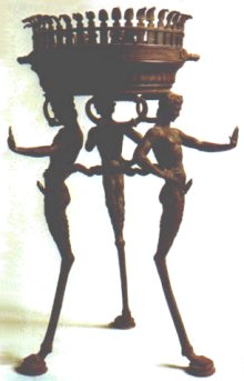 Priapus tripod